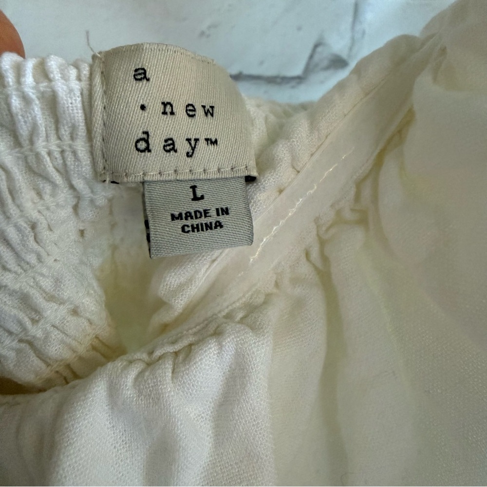 White Ruffle Off-Shoulder Top - Picture 3 of 4